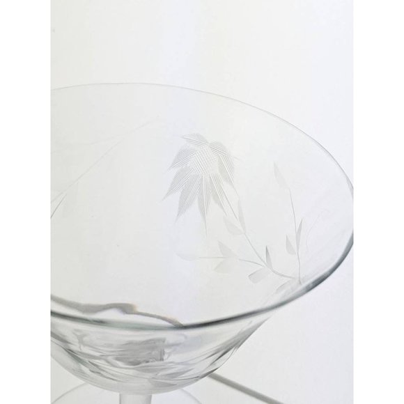 Vtg MCM 1950s Clear Etched Glass Champagne Barware Fancy Drinking New Year Party - Picture 10 of 10